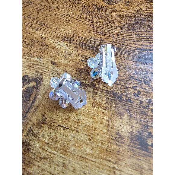 Vintage 1990s Clip On Earrings Flower Shaped White Clear Beads - Picture 3 of 4
